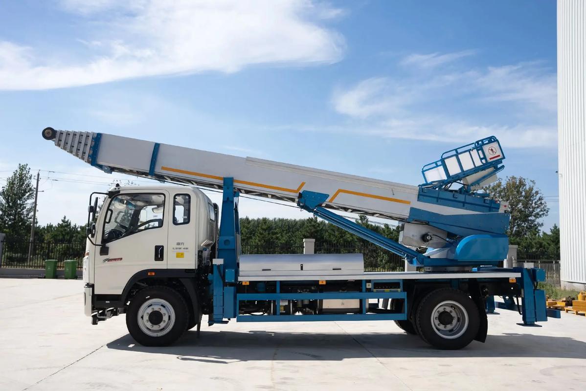 福州仓山云梯上料车租赁费用