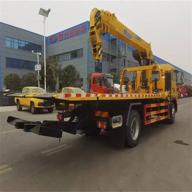 福州仓山附近小随车吊出租电话，轻松解决搬运烦恼