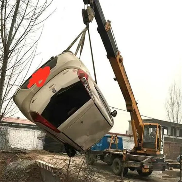 福州仓山随时待命，吊车24小时道路救援服务全解析