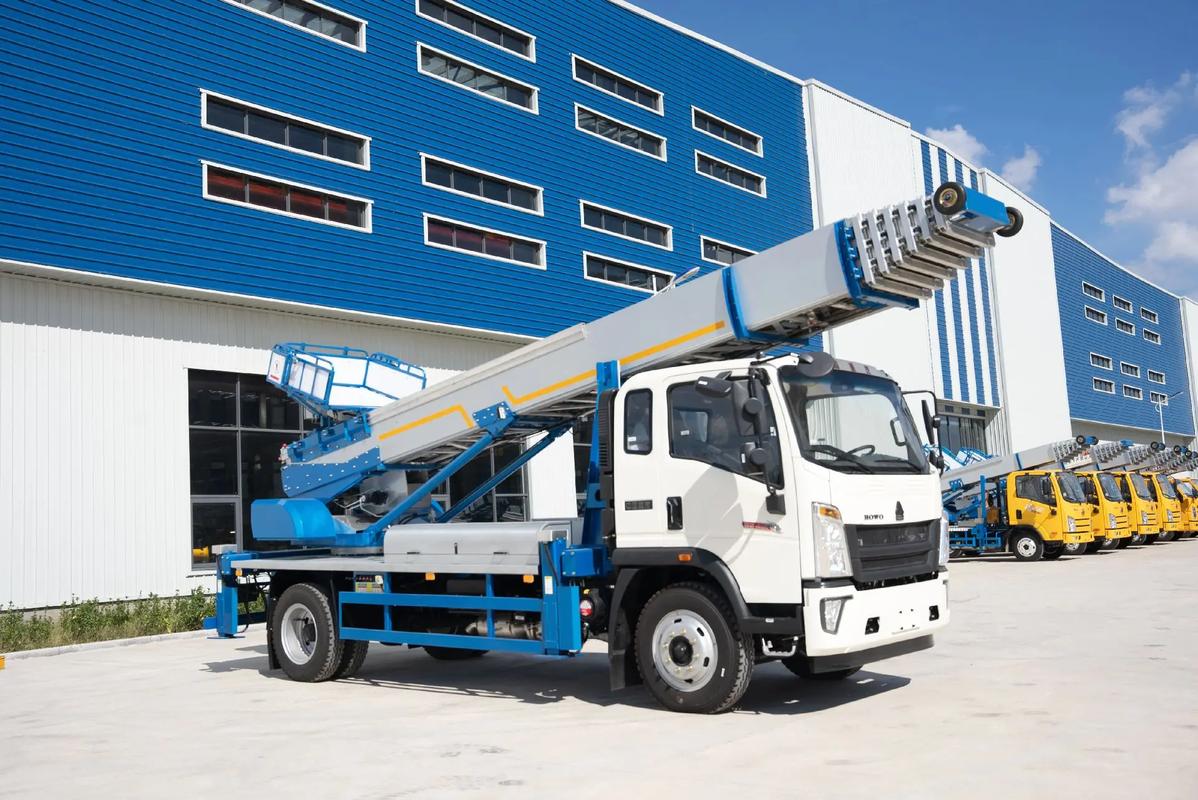 福州仓山出租云梯车高空作业车 建筑垃圾搬运