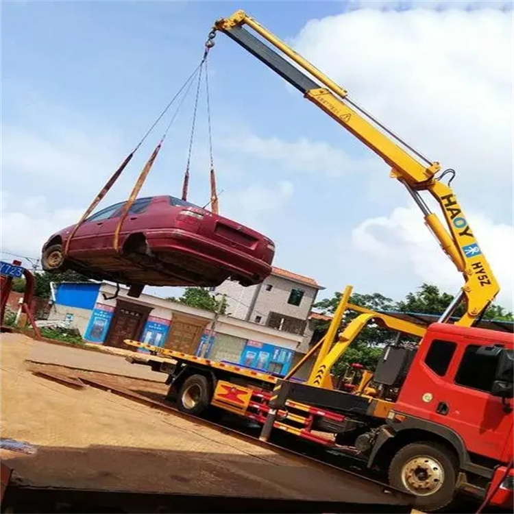 福州仓山吊车吊汽车的正确方法